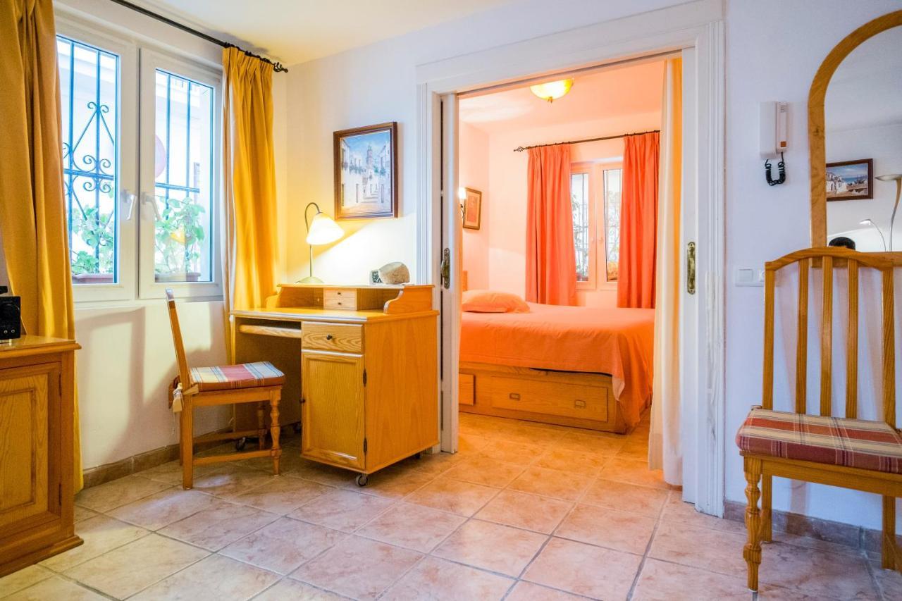 Casa Charlotte Leilighet Nerja Eksteriør bilde